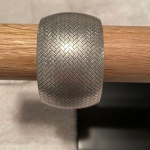 Vintage Silver tone chunky metal bracelet